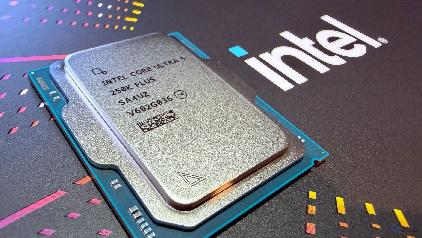 英特尔Core Ultra 5 250K Plus处理器参数，Ultra 5 250K Plus性能怎么样？